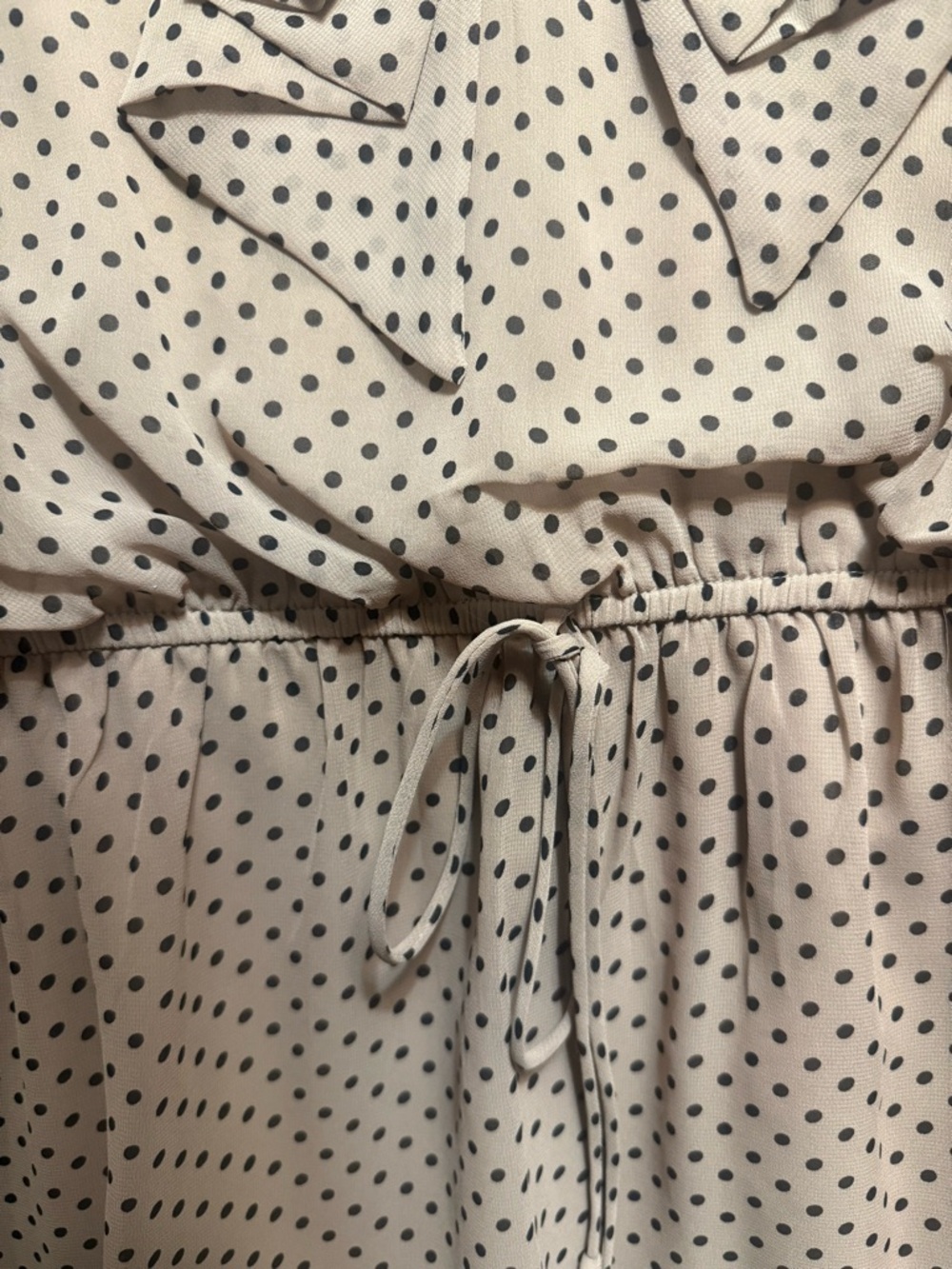 Tan dress with black polka dots - Picture 2 of 5